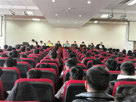 C:\Users\Administrator\Desktop\国家助学金表彰大会2020.12.24\IMG_20201224_153616.jpg